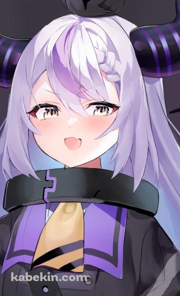 クロウと笑顔でウキウキのラプラス・ダークネス / ホロライブ / バーチャルYouTuber / VtuberのAndroidの壁紙(360px x 592px) スマホ用