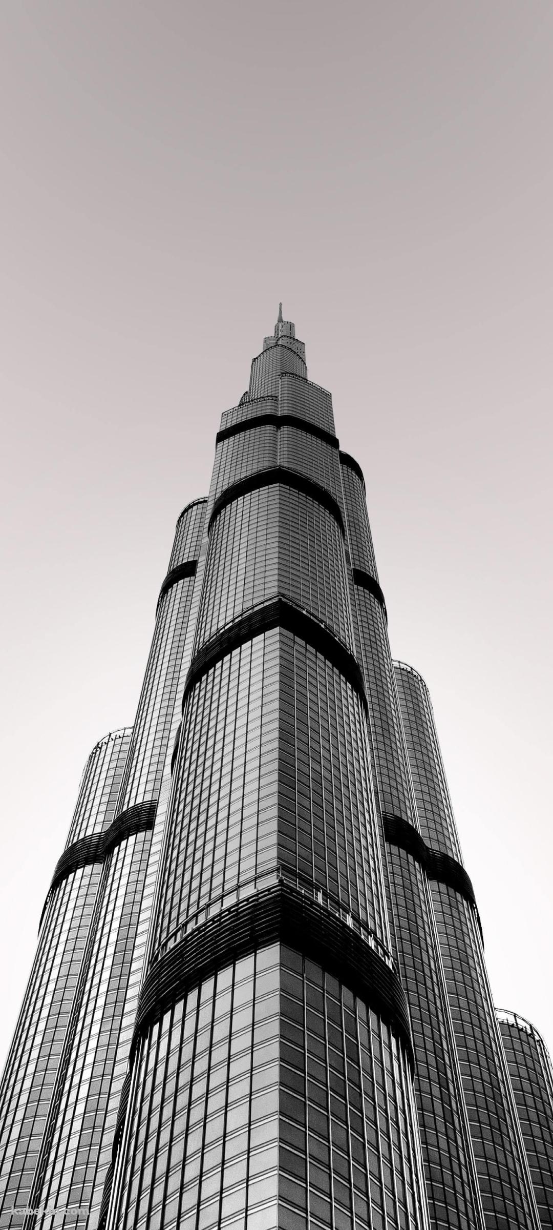 下から見上げたブルジュ・ハリファ / セピア調 / Burj Khalifa seen from belowのAndroidの壁紙(1080px x 2400px) スマホ用
