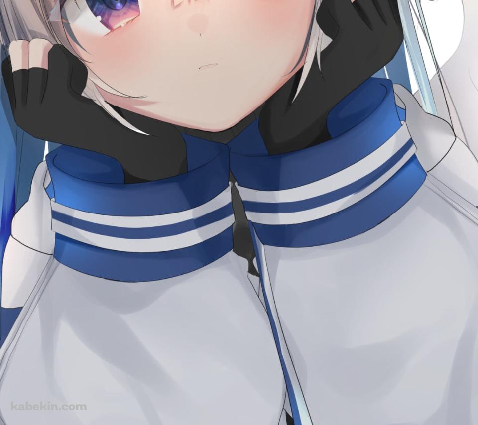しゃがんで両手を顔にあててる天音かなた / ホロライブ / バーチャルYouTuber / VtuberのAndroidの壁紙(960px x 854px) スマホ用