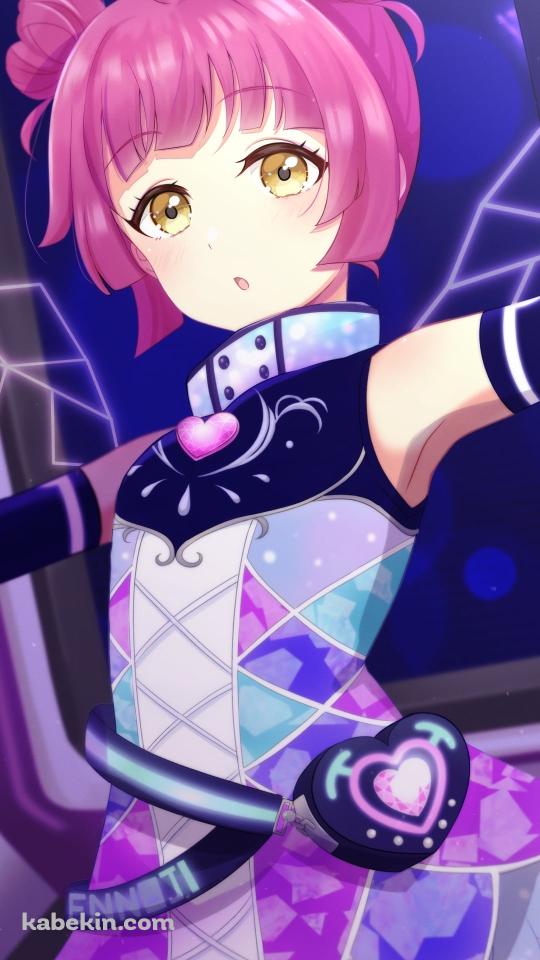 ステージ上で両手を挙げて変なポーズを取る天王寺璃奈 / 虹ヶ咲学園スクールアイドル同好会のAndroidの壁紙(540px x 960px) スマホ用