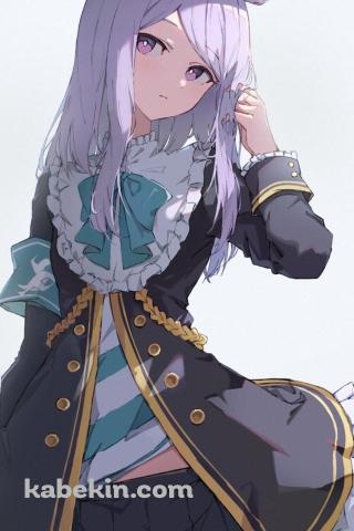 左手で髪を触りこちらを見る可愛いメジロマックイーン / ウマ娘プリティーダービーのAndroidの壁紙(320px x 480px) スマホ用