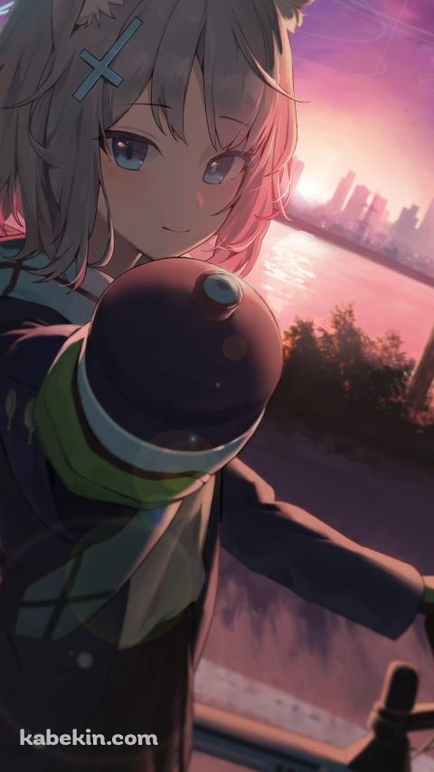 夕陽と砂狼シロコ / 自転車 / マウンテンバイク / ブルアカ / ブルーアーカイブのAndroidの壁紙(480px x 854px) スマホ用