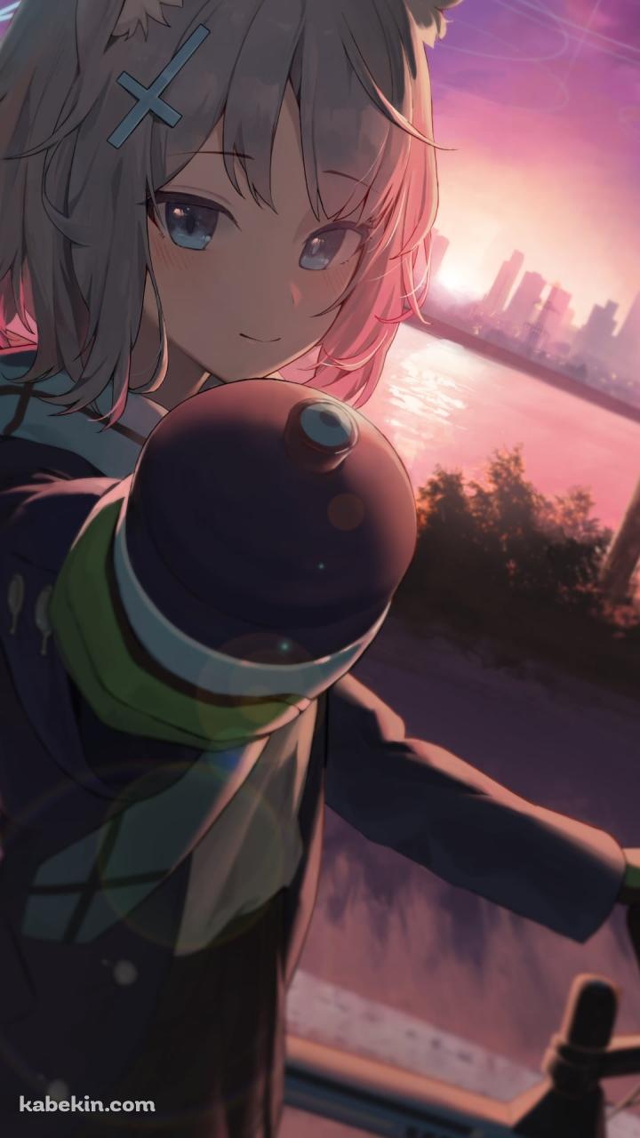 夕陽と砂狼シロコ / 自転車 / マウンテンバイク / ブルアカ / ブルーアーカイブのAndroidの壁紙(720px x 1280px) スマホ用