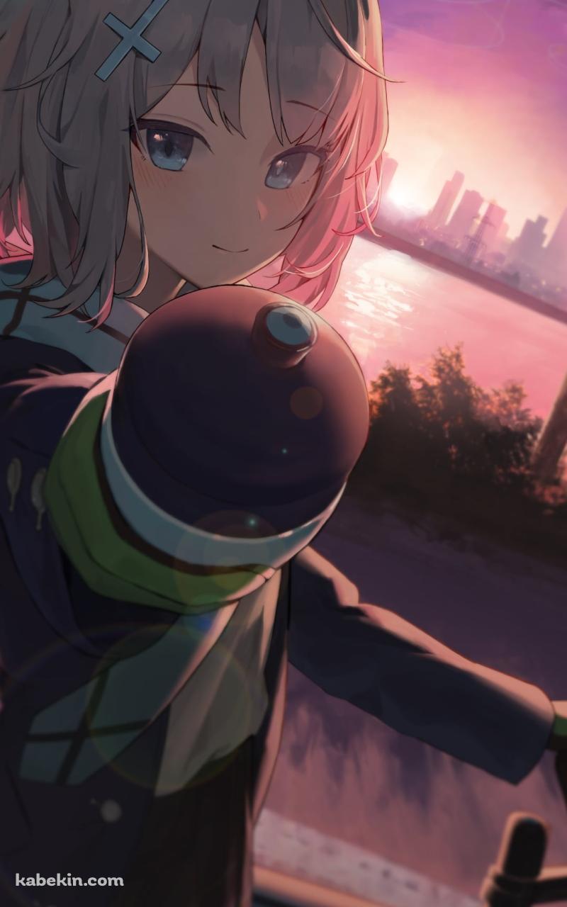 夕陽と砂狼シロコ / 自転車 / マウンテンバイク / ブルアカ / ブルーアーカイブのAndroidの壁紙(800px x 1280px) スマホ用