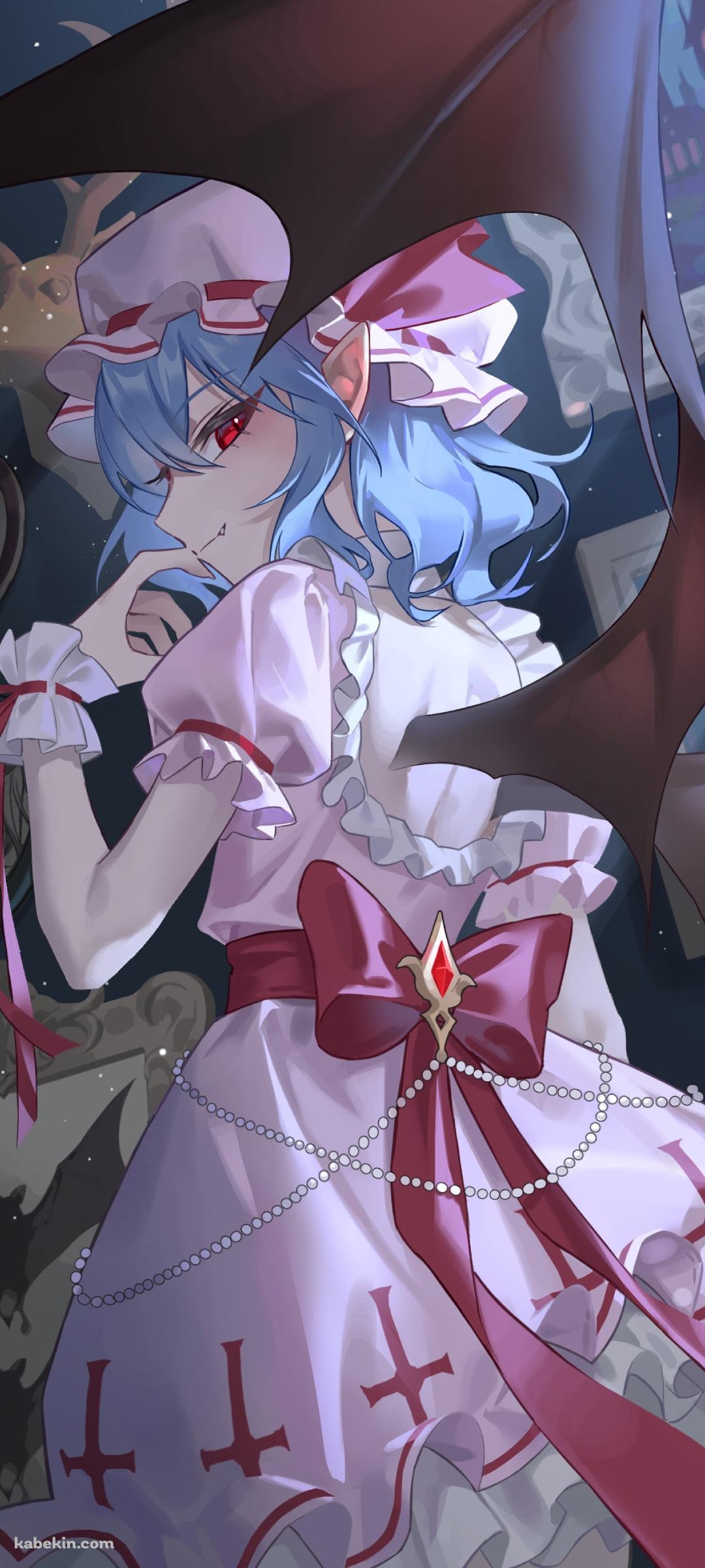 左手の指を口元にあてこちらを見る赤い瞳のレミリア・スカーレット / 東方のAndroidの壁紙(1080px x 2400px) スマホ用