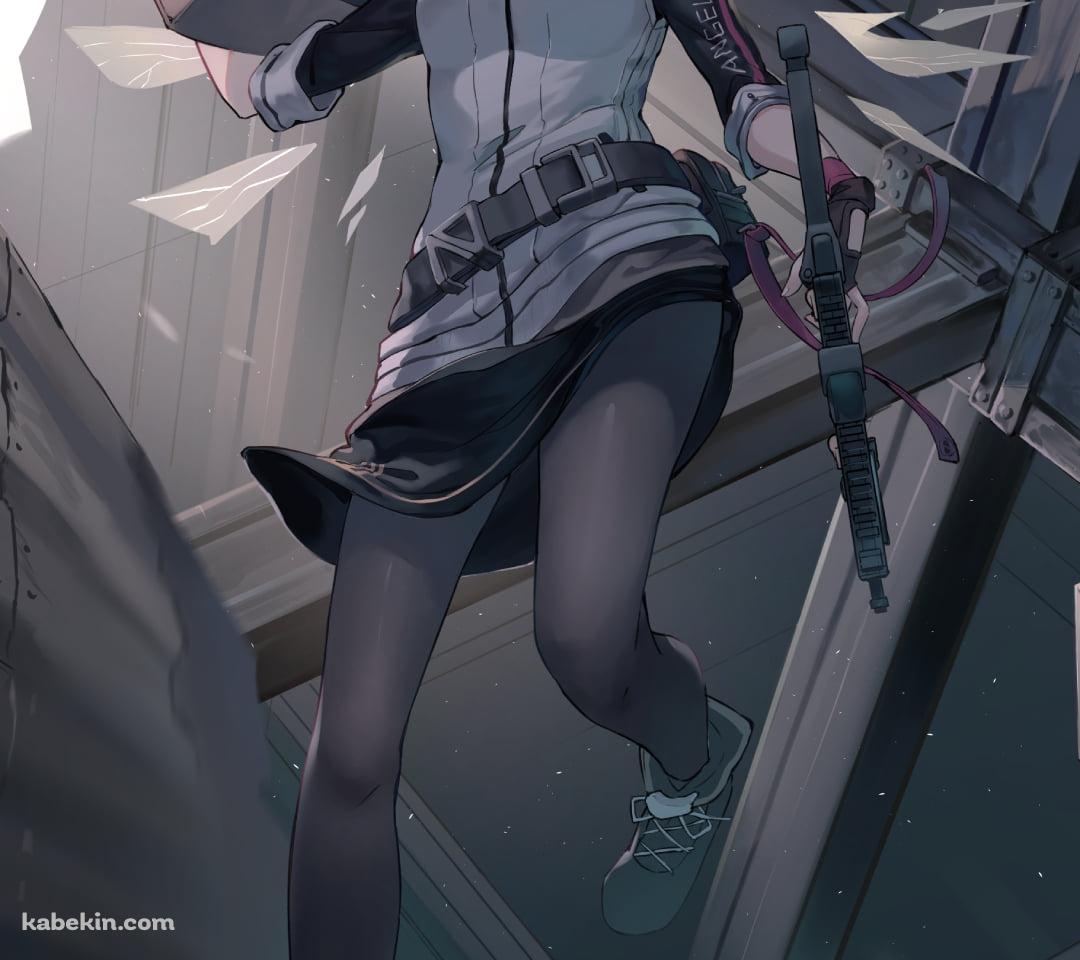段ボールを抱えて笑うエクシア / アークナイツのAndroidの壁紙(1080px x 960px) スマホ用