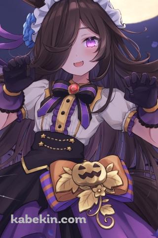 ドラキュラのコスをしたライスシャワー / コウモリ / 満月 / ウマ娘プリティーダービーのAndroidの壁紙(320px x 480px) スマホ用