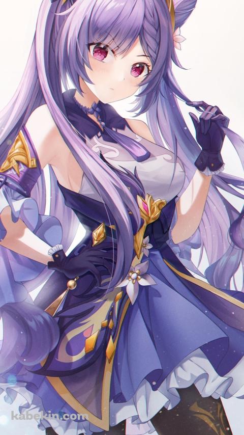 右手を腰にあてて左手で髪を触る刻晴 / 原神のAndroidの壁紙(480px x 854px) スマホ用