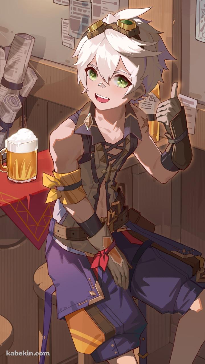 木の椅子に座って左手の親指をたてるベネット / ビールジョッキ / バー / 原神のAndroidの壁紙(720px x 1280px) スマホ用