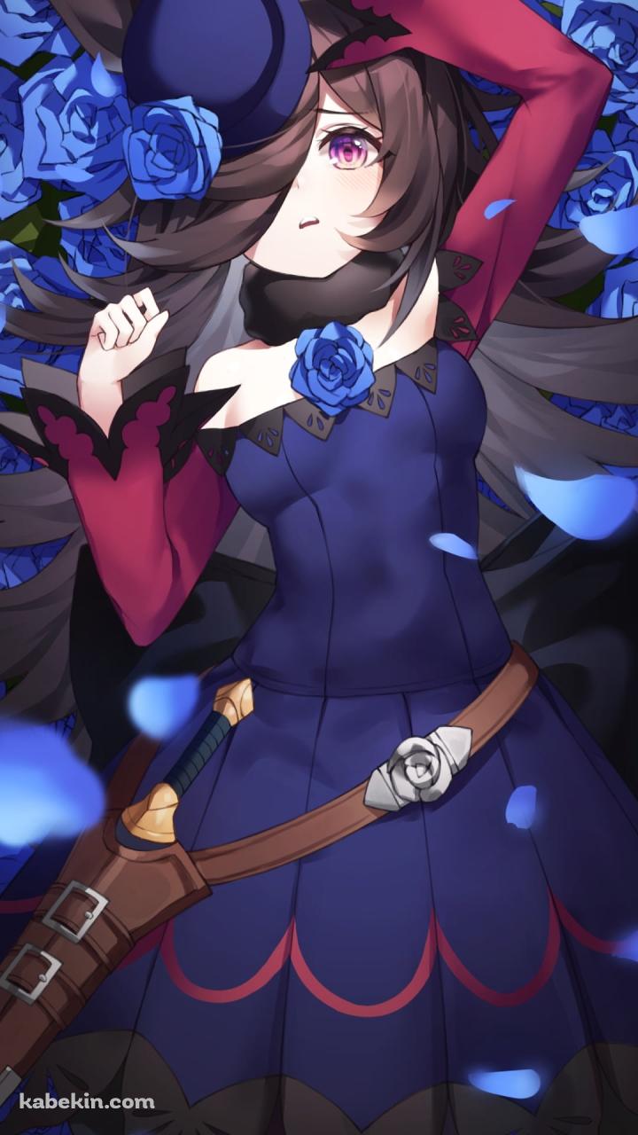 青い薔薇の中で寝転ぶ可愛いライスシャワー / ウマ娘プリティーダービーのAndroidの壁紙(720px x 1280px) スマホ用