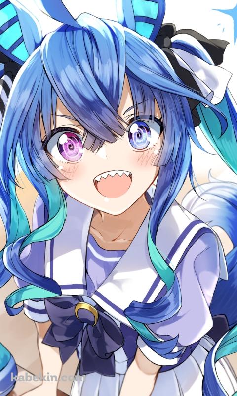 机に両手をついた笑顔のツインターボ / ウマ娘プリティーダービーのAndroidの壁紙(480px x 800px) スマホ用