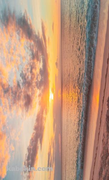 フエルテベントゥラ島 / カナリア諸島の綺麗な海 / 夕陽 / 砂浜 / ビーチのAndroidの壁紙(360px x 592px) スマホ用