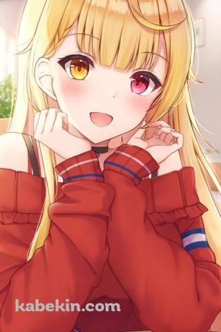 ファミレスで椅子に座って笑顔の星川サラ / ストロベリーケーキ / メロンフロート / オッドアイ / にじさんじ / バーチャルYouTuber / VtuberのAndroidの壁紙(320px x 480px) スマホ用