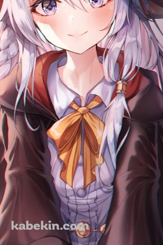地べたに座り微笑む可愛いイレイナ / 魔女の旅々のAndroidの壁紙(320px x 480px) スマホ用