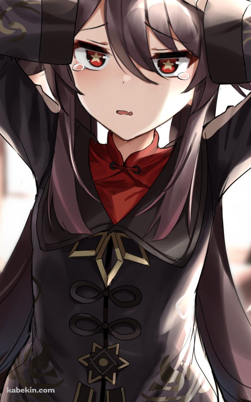 頭を打って涙を流す胡桃 / 原神のAndroidの壁紙(800px x 1280px) スマホ用