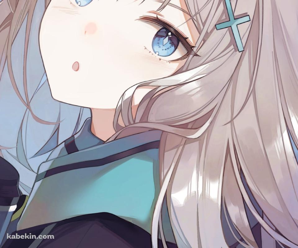 青空の下、こちらに振り返る可愛い砂狼シロコ / ブルアカ / ブルーアーカイブのAndroidの壁紙(960px x 800px) スマホ用