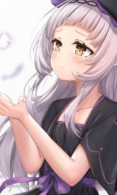 紫に光る羽に手をかざす紫咲シオン / ホロライブ / バーチャルYouTuber / VtuberのAndroidの壁紙(480px x 800px) スマホ用