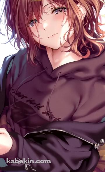 スマホを持ちこちらに微笑む樋口円香 / アイドルマスターシャイニーカラーズのAndroidの壁紙(360px x 592px) スマホ用