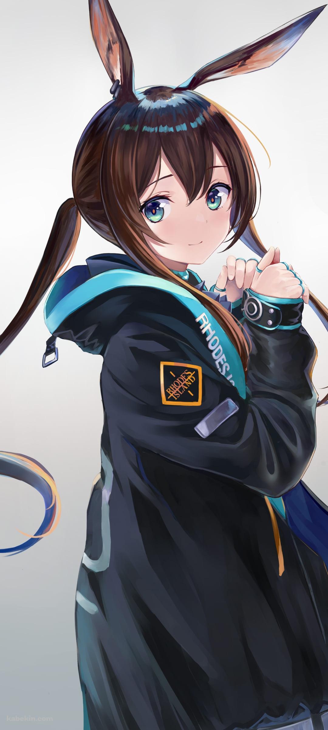 こちらを見つめるアーミヤ / 緑の瞳 / 兎耳 / アークナイツのAndroidの壁紙(1080px x 2400px) スマホ用