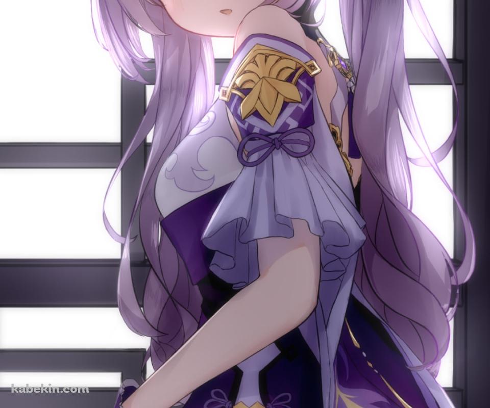 床に座ってこちらに振り返る可愛い刻晴 / 原神のAndroidの壁紙(960px x 800px) スマホ用