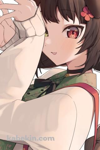 両手でおどけたポーズをする可愛い戌亥とこ (いぬいとこ) / ホロライブ / バーチャルYouTuber / VtuberのAndroidの壁紙(320px x 480px) スマホ用