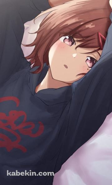 仰向けでこちらを見つめる樋口円香 / アイドルマスターシャイニーカラーズのAndroidの壁紙(360px x 592px) スマホ用
