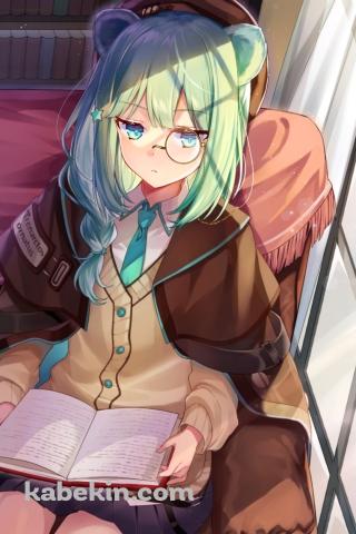 膝に置いた本を読むイースチナ / アークナイツのAndroidの壁紙(320px x 480px) スマホ用
