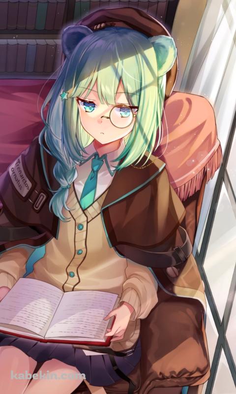 膝に置いた本を読むイースチナ / アークナイツのAndroidの壁紙(480px x 800px) スマホ用