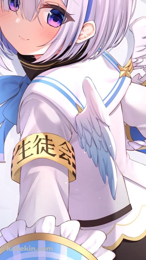 こちらに振り返る天音かなた / 天使の羽 / ホロライブ / バーチャルYouTuber / VtuberのAndroidの壁紙(480px x 854px) スマホ用