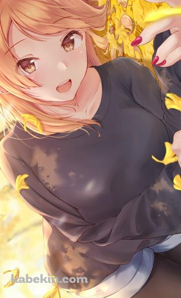黄色い銀杏の葉の絨毯に寝そべる可愛い北条加蓮 / アイドルマスターシンデレラガールズのAndroidの壁紙(360px x 592px) スマホ用
