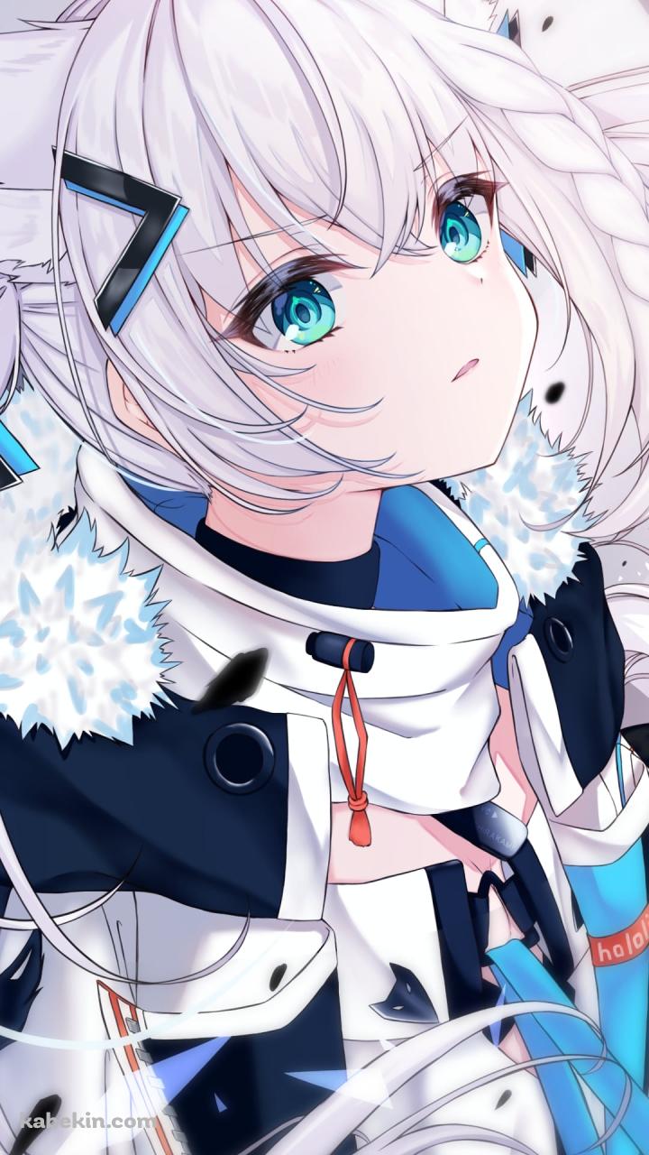 斜め上を見つめる白上フブキ / ホロライブ / バーチャルYouTuber / VtuberのAndroidの壁紙(720px x 1280px) スマホ用