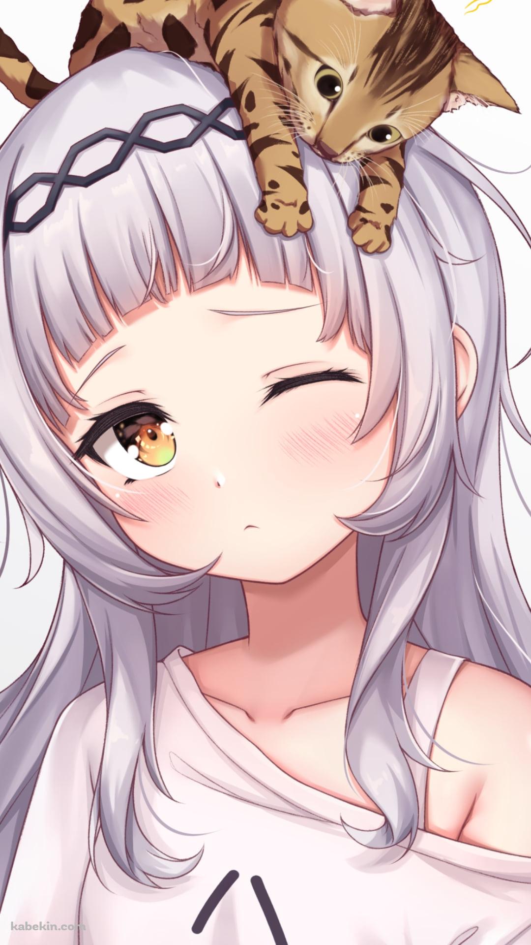 頭に猫を乗せた眠そうな紫咲シオン / ホロライブ / バーチャルYouTuber / VtuberのAndroidの壁紙(1080px x 1920px) スマホ用
