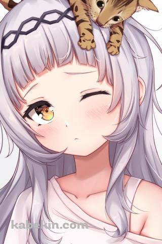 頭に猫を乗せた眠そうな紫咲シオン / ホロライブ / バーチャルYouTuber / VtuberのAndroidの壁紙(320px x 480px) スマホ用