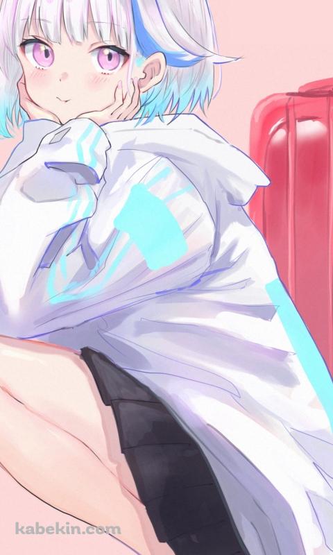 赤いスーツケースとしゃがんでいるリゼ・ヘルエスタ / にじさんじ / バーチャルYouTuber / VtuberのAndroidの壁紙(480px x 800px) スマホ用