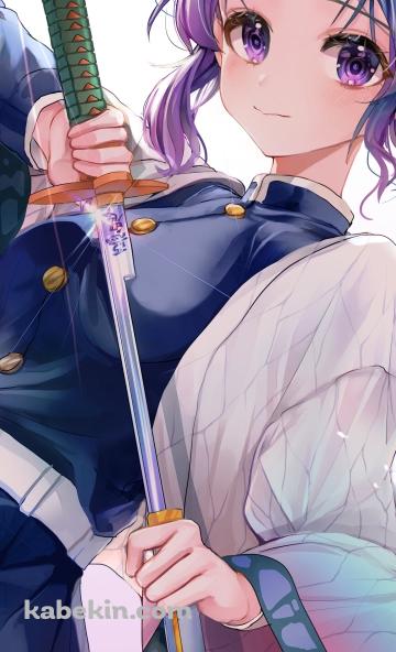 鞘から剣を抜く可愛い胡蝶しのぶ / 鬼滅の刃のAndroidの壁紙(360px x 592px) スマホ用