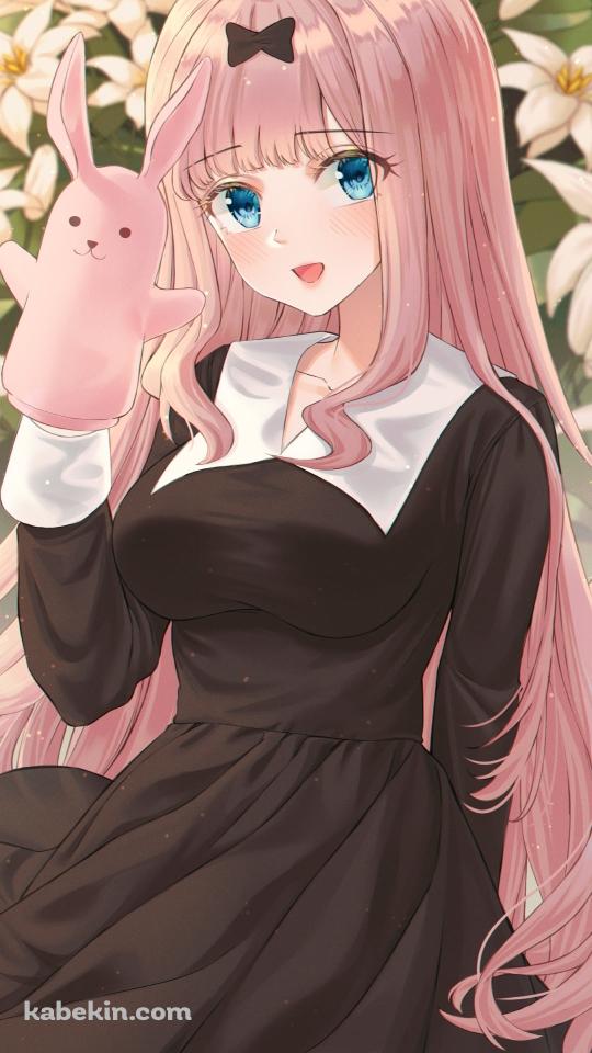 ピンクのパペットを持つ藤原千花 / かぐや様は告らせたい～天才たちの恋愛頭脳戦～のAndroidの壁紙(540px x 960px) スマホ用