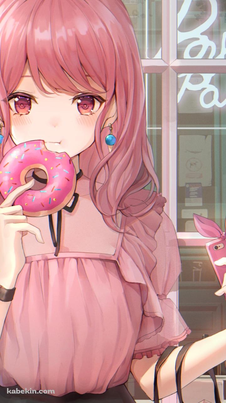ピンクのスマホとドーナツを持つ可愛い丸山彩 / バンドリ！のAndroidの壁紙(720px x 1280px) スマホ用