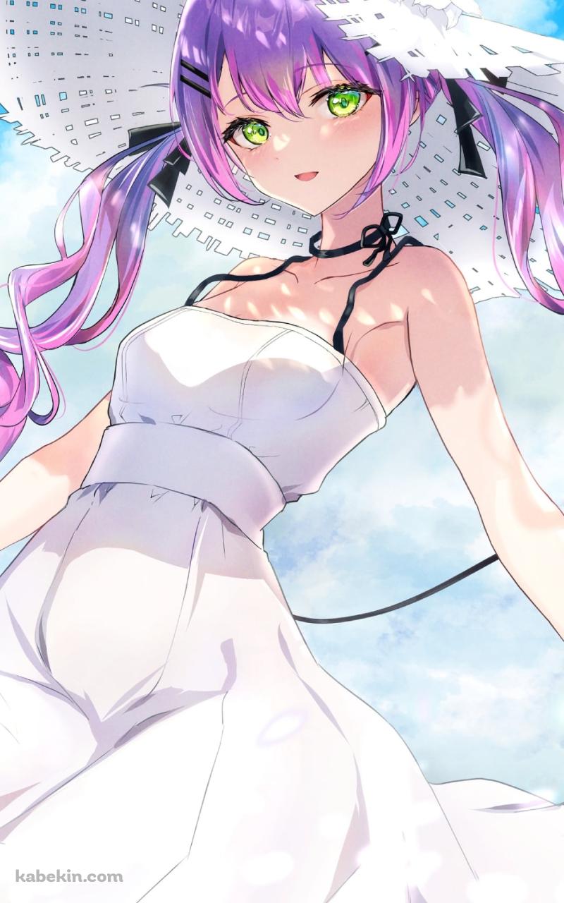 青空の下、白い帽子を被った可愛い常闇トワ / ホロライブ / バーチャルYouTuber / VtuberのAndroidの壁紙(800px x 1280px) スマホ用