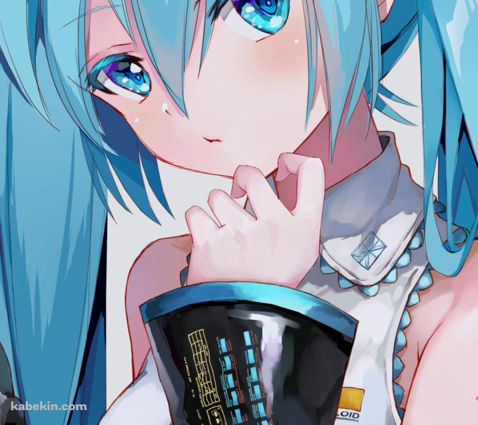 顎に手をあてこちらを見る初音ミク / ボカロ / ボーカロイドのAndroidの壁紙(960px x 854px) スマホ用