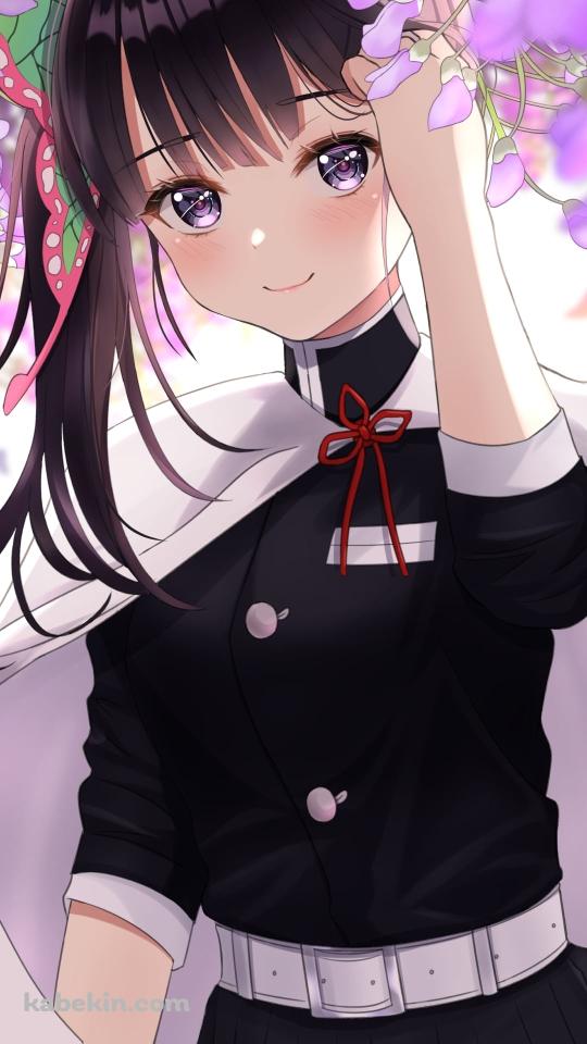 藤の花と微笑む栗花落カナヲ(つゆりカナヲ) / 鬼滅の刃のAndroidの壁紙(540px x 960px) スマホ用