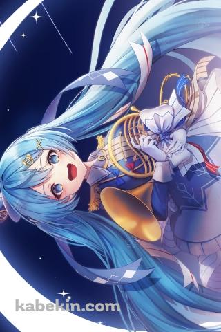 ホルンを持つ可愛い雪ミク / 三日月 / ボカロ / ボーカロイドのAndroidの壁紙(320px x 480px) スマホ用