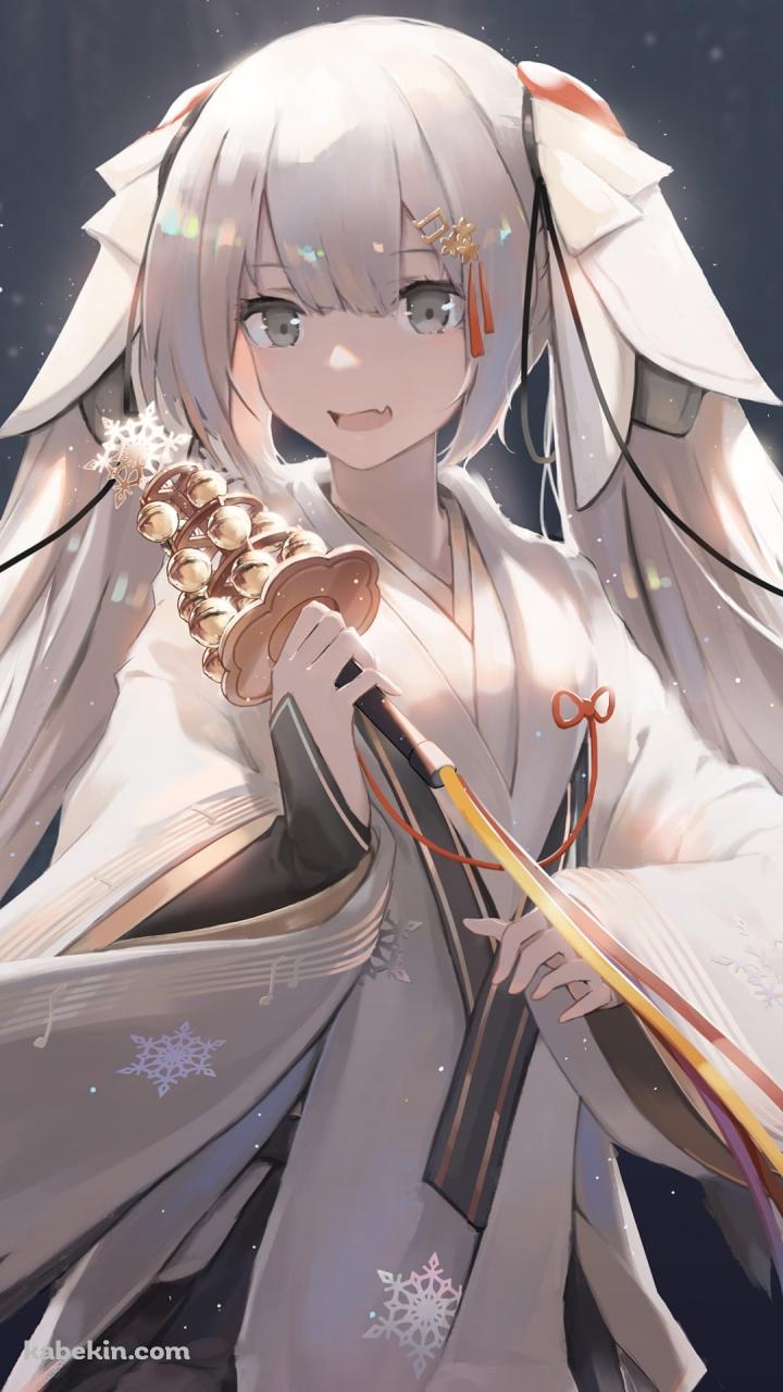 白い巫女の衣装の可愛い雪ミク / 初音ミク / ボカロ / ボーカロイドのAndroidの壁紙(720px x 1280px) スマホ用