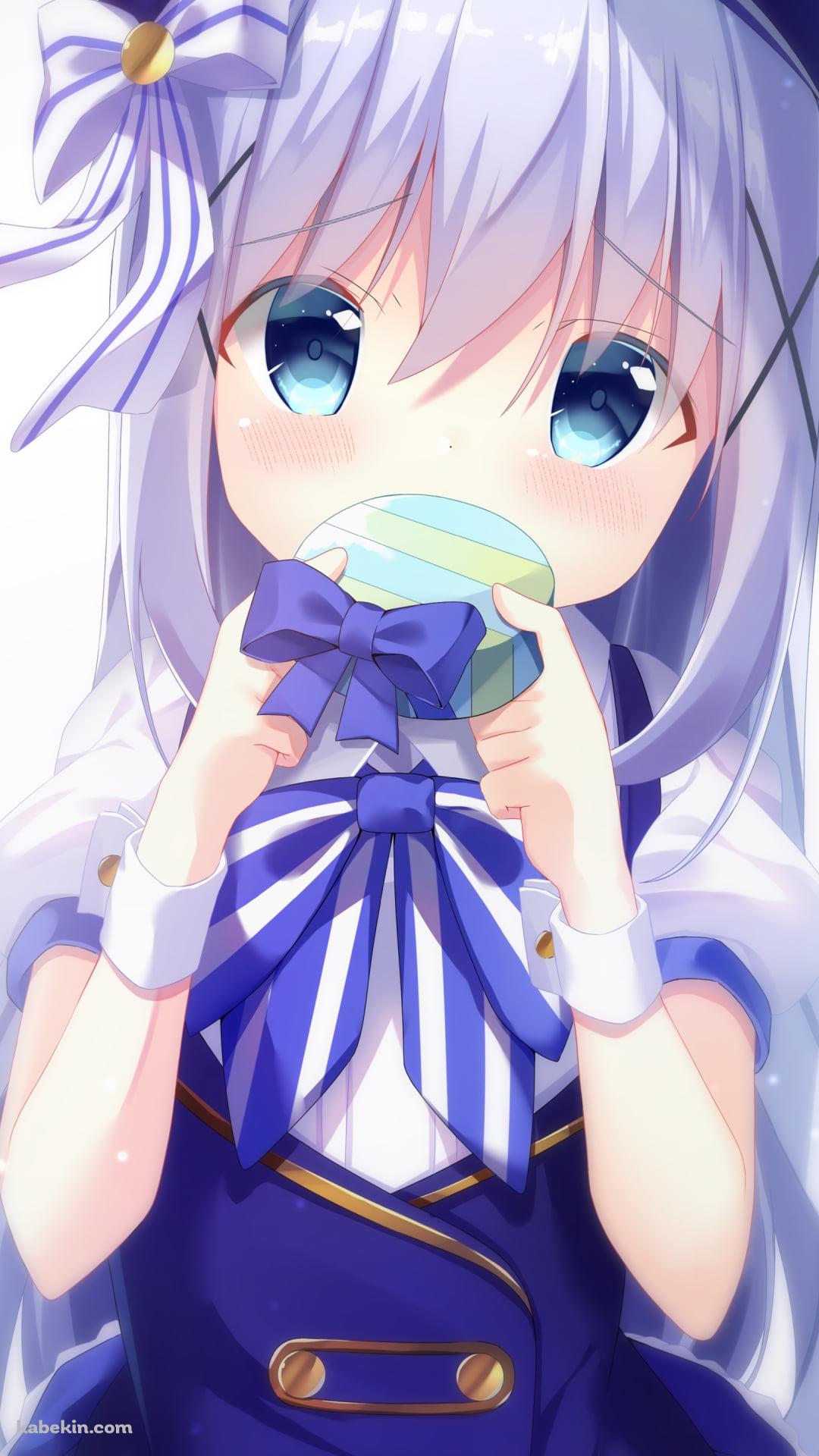 水色のプレゼント箱を持つ可愛い香風智乃 / ご注文はうさぎですか?のAndroidの壁紙(1080px x 1920px) スマホ用