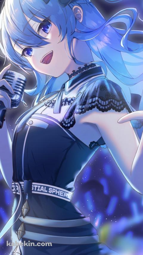 銀色のマイクを持ち歌を唄う星街すいせい / ホロライブ / バーチャルYouTuber / VtuberのAndroidの壁紙(480px x 854px) スマホ用