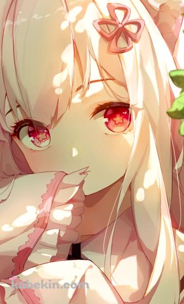 緑の草木と微笑むソイ / soy / バーチャルYouTuber / VtuberのAndroidの壁紙(360px x 592px) スマホ用