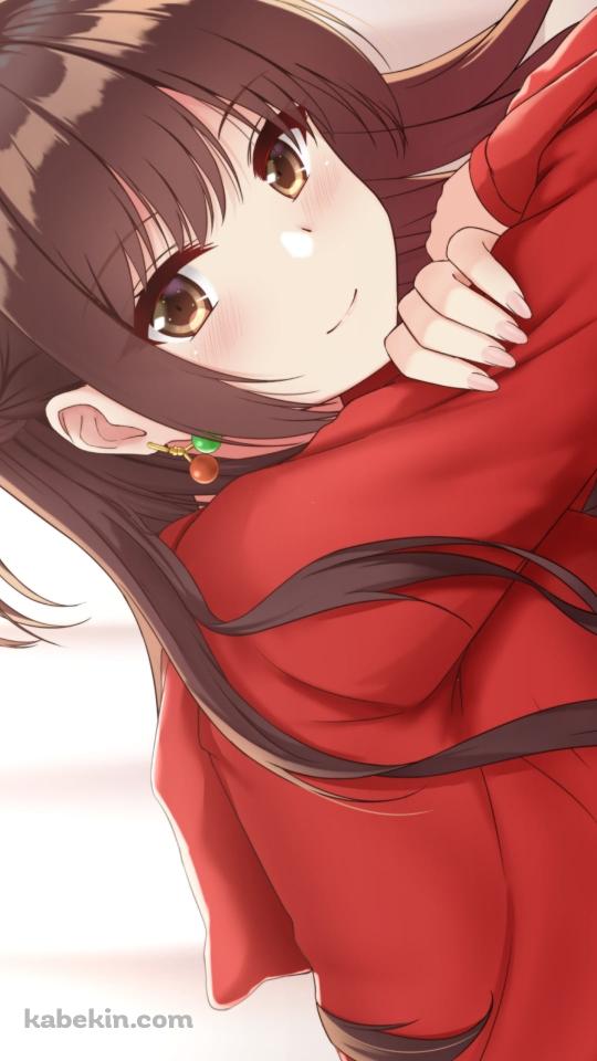 こちらを見つめる赤い服を着た可愛い水原千鶴 / 彼女、お借りしますのAndroidの壁紙(540px x 960px) スマホ用