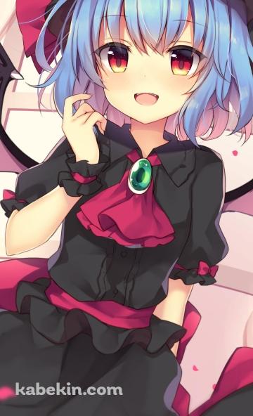 黒いドレスを着た可愛いレミリア・スカーレット / 緑のブローチ / 東方のAndroidの壁紙(360px x 592px) スマホ用