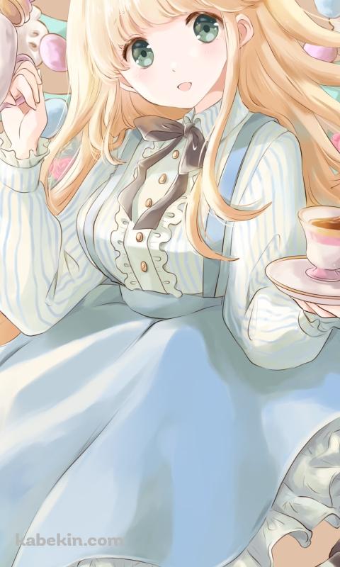 ティーカップを持つ可愛い不思議の国のアリスのAndroidの壁紙(480px x 800px) スマホ用