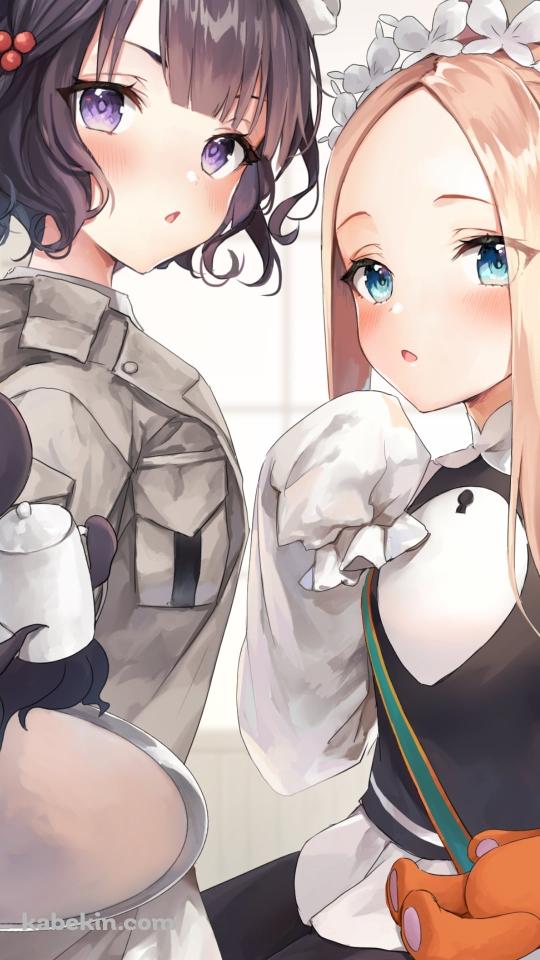 メイド姿の可愛いアビゲイル・ウィリアムズと葛飾北斎 / Fate/grand orderのAndroidの壁紙(540px x 960px) スマホ用