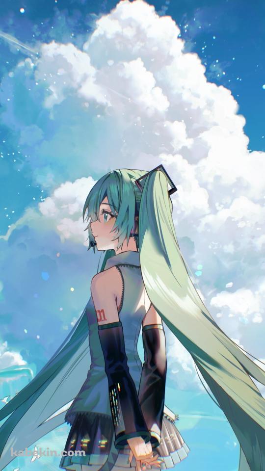 後ろ手を組む初音ミク / 入道雲 / 飛行機雲 / 青空 / ボカロ / ボーカロイドのAndroidの壁紙(540px x 960px) スマホ用